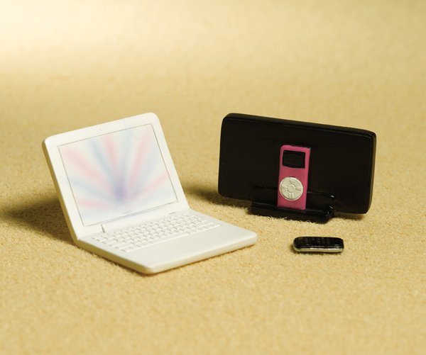 Laptoip,MP3,&Mobile Phon